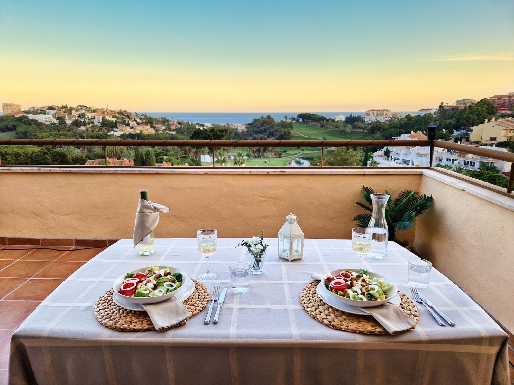 Apartament Penthouse Benalvistas Torregolf Seaview Benalmádena Zewnętrze zdjęcie